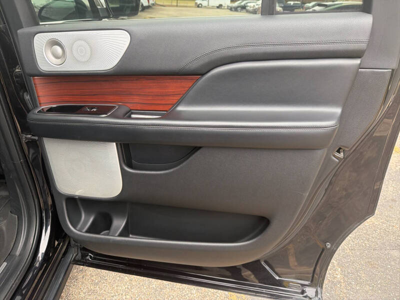 2020 Lincoln Navigator L Reserve