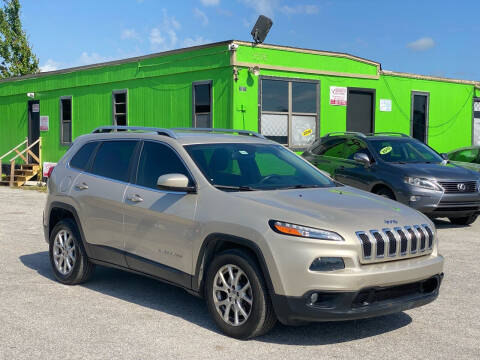 2015 Jeep Cherokee for sale at Marvin Motors in Kissimmee FL