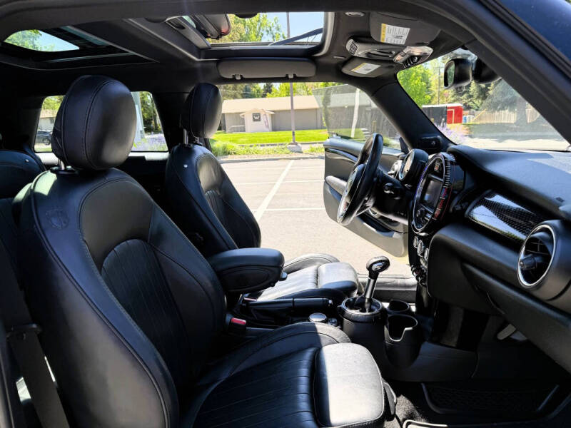 2017 MINI Hardtop 2 Door John Cooper Works