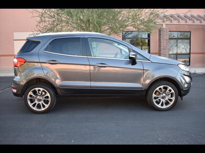 2021 Ford EcoSport Titanium's photo
