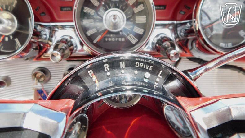 1962 Ford Thunderbird