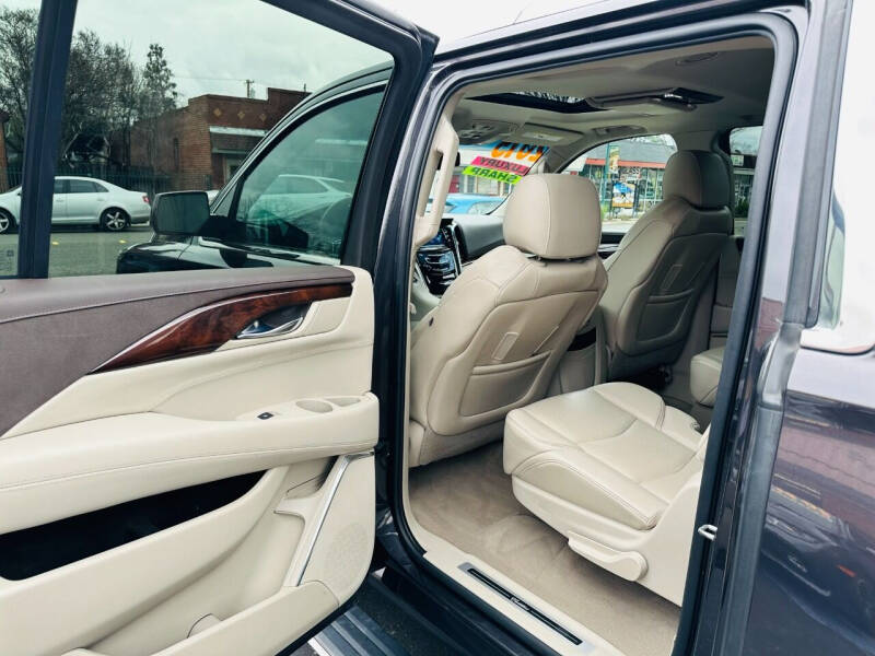 2015 Cadillac Escalade ESV Premium