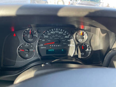 2023 Chevrolet Express 2500