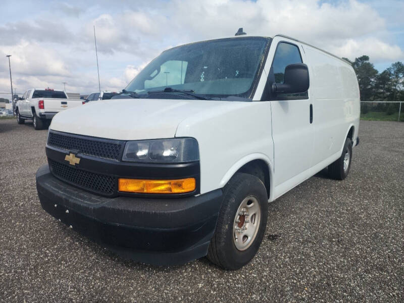 2022 Chevrolet Express 2500