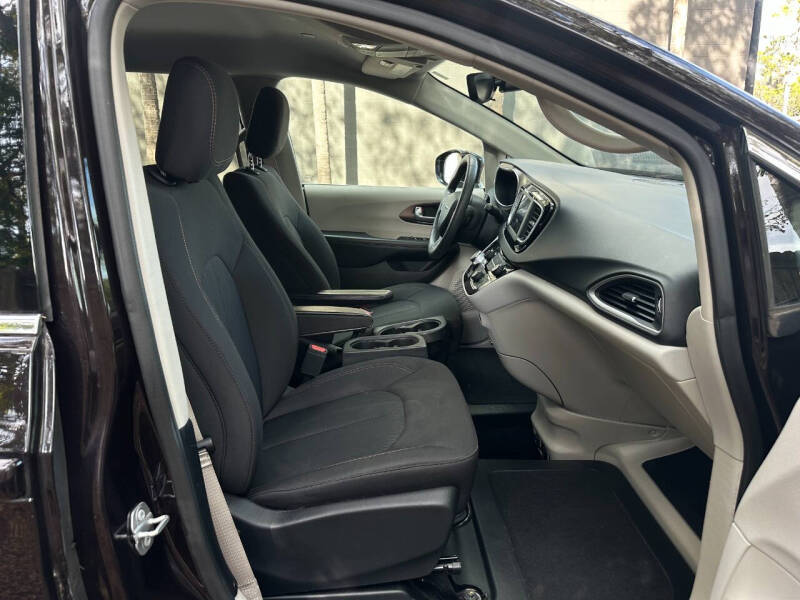 2018 Chrysler Pacifica Touring Plus