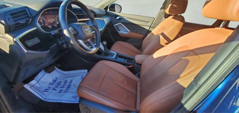 2021 Audi Q3 quattro Premium 40 TFSI