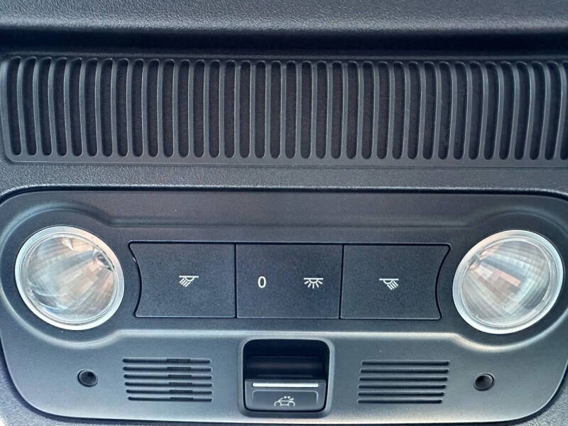 2013 Volkswagen Beetle Convertible