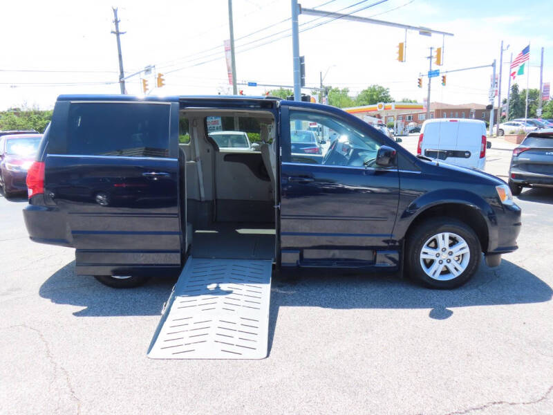 2012 Dodge Grand Caravan Crew