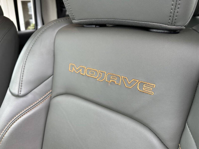 2024 Jeep Gladiator Mojave