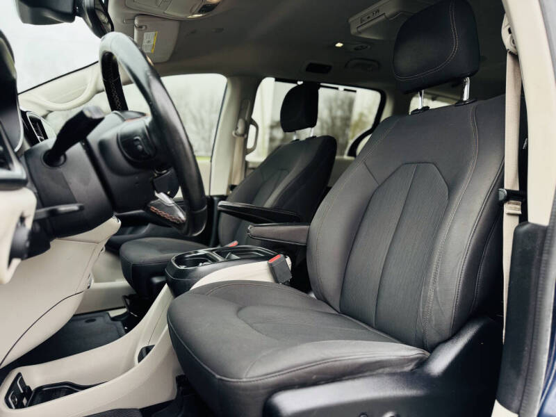 2019 Chrysler Pacifica Touring Plus