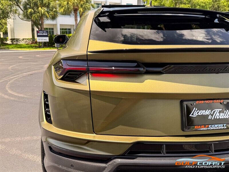 2024 Lamborghini Urus Performante