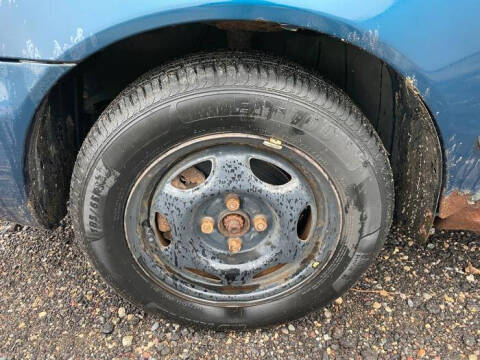 2001 Chevrolet Prizm LSi