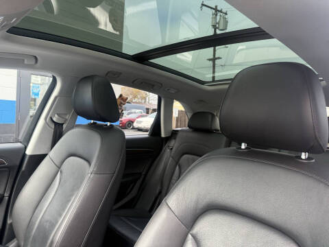 2016 Audi Q5 2.0T quattro Premium Plus