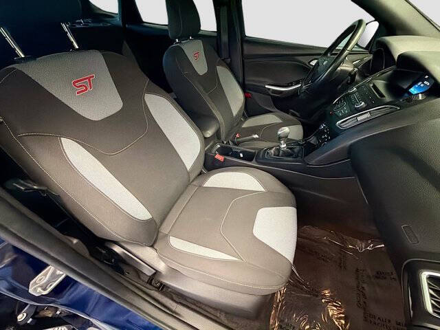 2017 Ford Focus ST