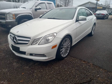 2013 Mercedes-Benz E-Class for sale at MEDINA WHOLESALE LLC in Wadsworth OH