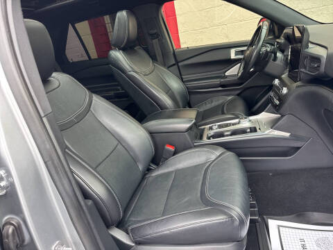 2020 Ford Explorer ST