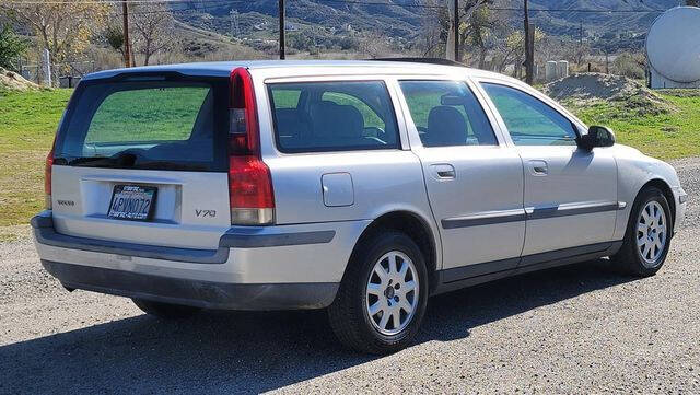 2001 Volvo V70 2.4M