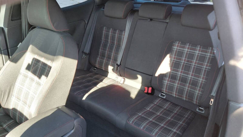 2010 Volkswagen GTI Base PZEV