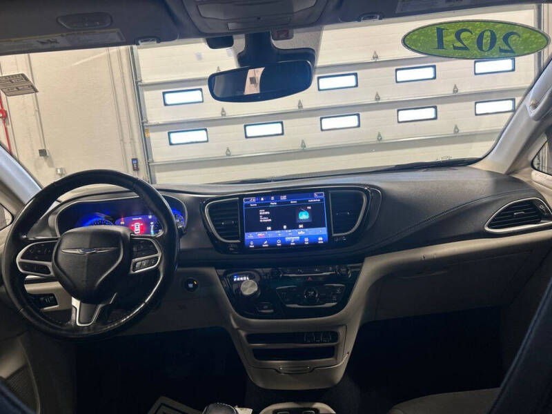 2021 Chrysler Pacifica Touring