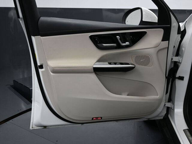 2023 Mercedes-Benz GLC GLC 300