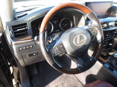 2017 Lexus LX 570