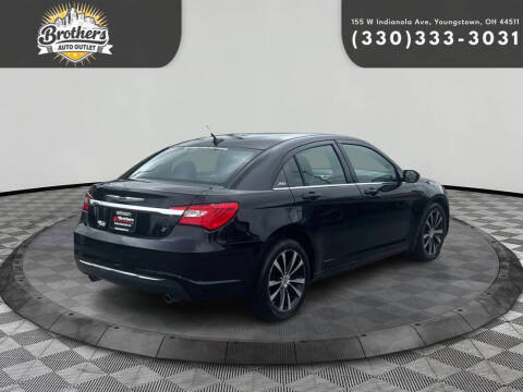 2013 Chrysler 200 Limited