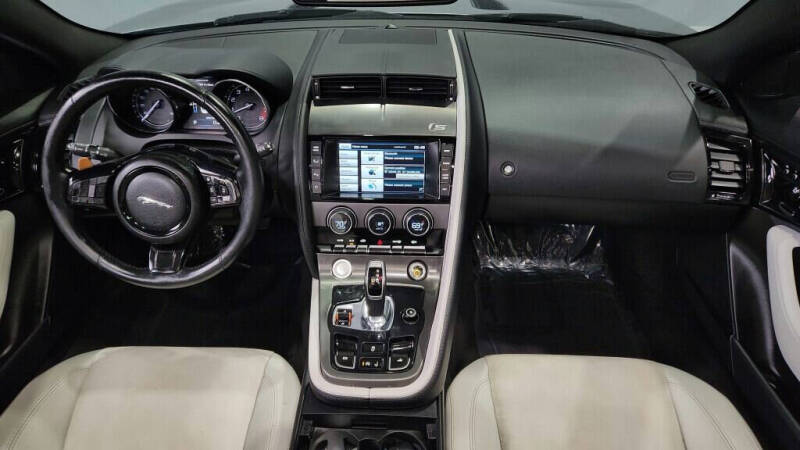 2015 Jaguar F-TYPE S