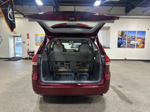 2012 Toyota Sienna