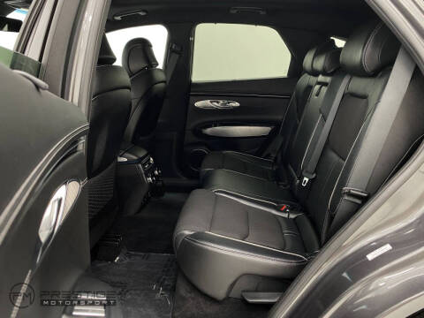 2023 Genesis GV70 2.5T Standard