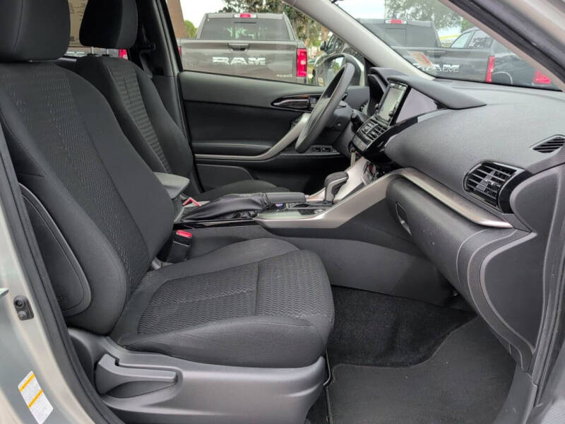 2024 Mitsubishi Eclipse Cross ES