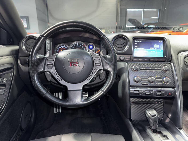 2012 Nissan GT-R Premium