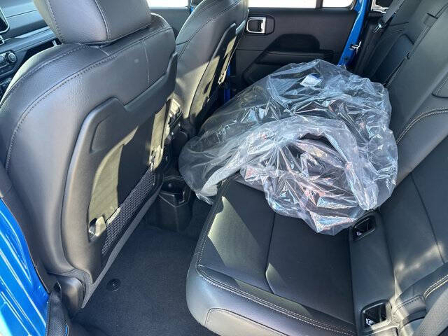 2025 Jeep Gladiator High Tide