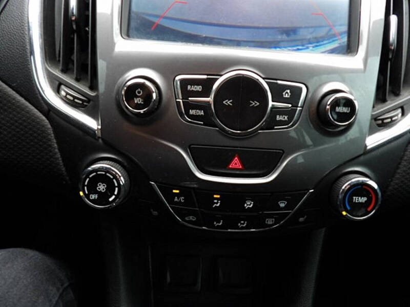 2016 Chevrolet Cruze LT Auto