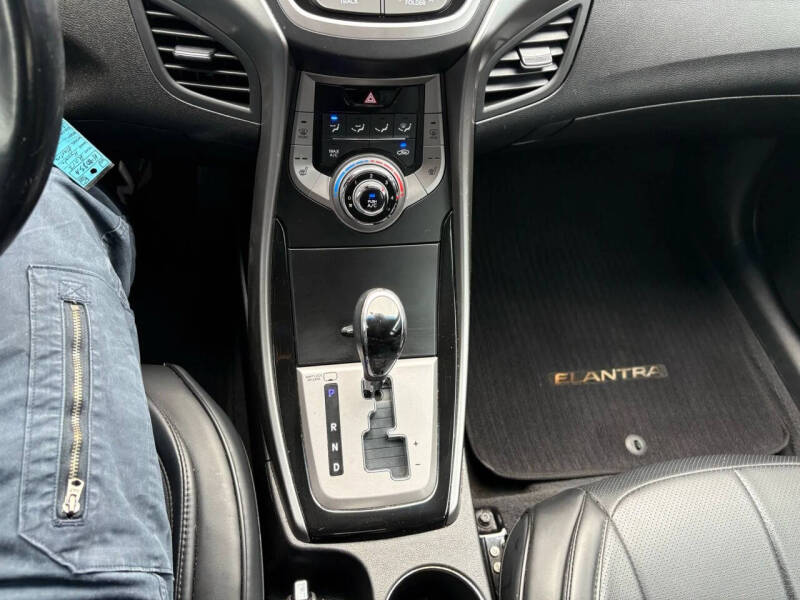 2013 Hyundai Elantra Limited