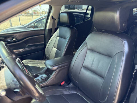2017 GMC Acadia SLT-1