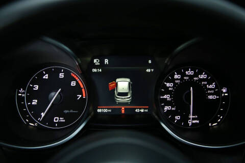 2018 Alfa Romeo Stelvio Sport