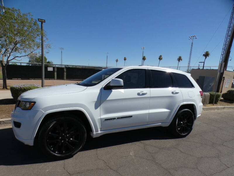 2017 Jeep Grand Cherokee Altitude