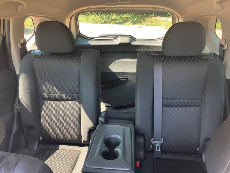 2020 Nissan Rogue S