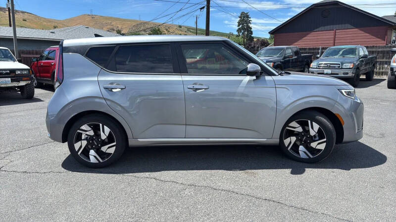 2023 Kia Soul GT-Line