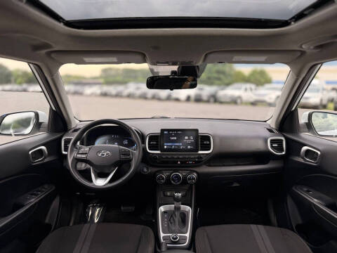 2024 Hyundai Venue SEL