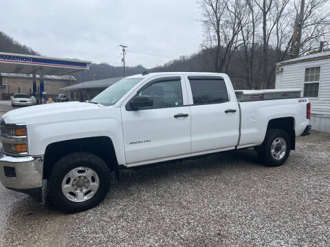 2015 Chevrolet Silverado 2500HD for sale at Clark's Auto Sales in Hazard KY