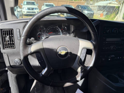 2017 Chevrolet Express 2500