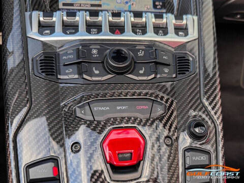 2016 Lamborghini Aventador LP 700-4