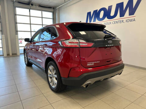 2024 Ford Edge Titanium