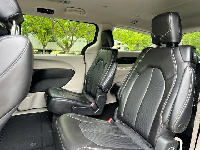 ChryslerPacifica16