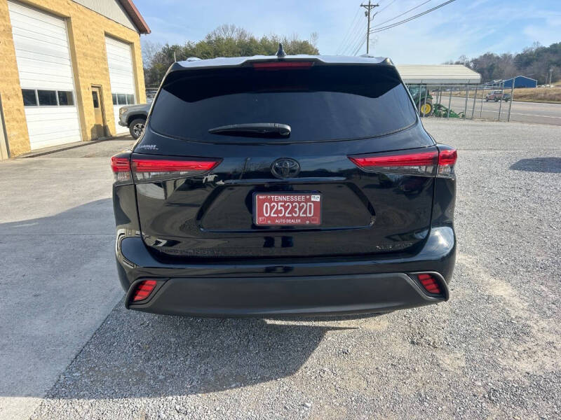 2022 Toyota Highlander XLE