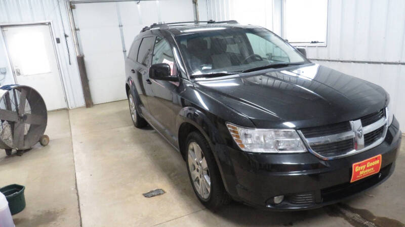 Used 2009 Dodge Journey SXT with VIN 3D4GH57V99T154120 for sale in Pierre, SD