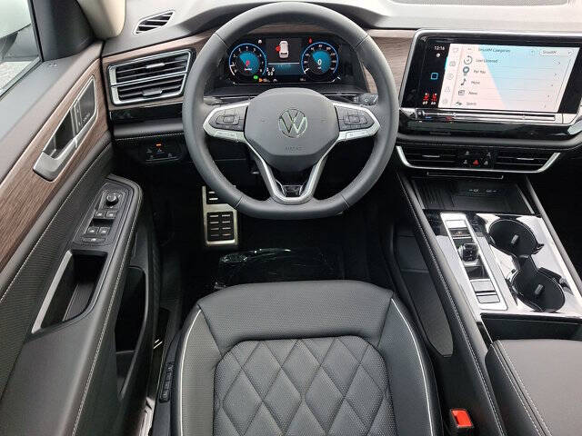 2026 Volkswagen Atlas SEL Premium R-Line 4Motion