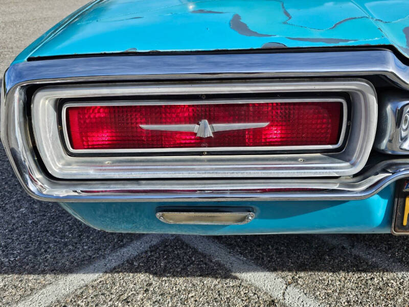 1964 Ford Thunderbird