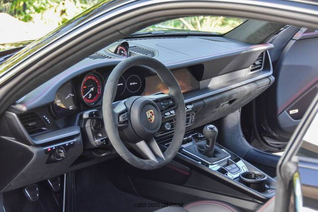 2024 Porsche 911 Carrera GTS